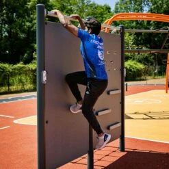 Kompan Outdoor-Fitnessgerät "Hinderniswand Mit Kletternetz" -Fitnessgeräte Geschäft 317 8209 3